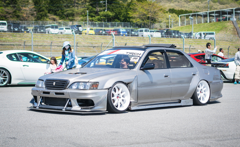Illustration for article titled This Crazy Car Festival Will Make You Buy Plane Tickets To Japan Right Now